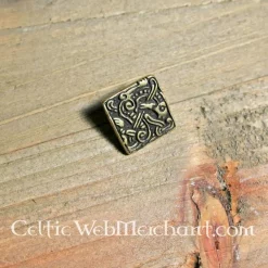 Belt Fitting Backward-looking Animal