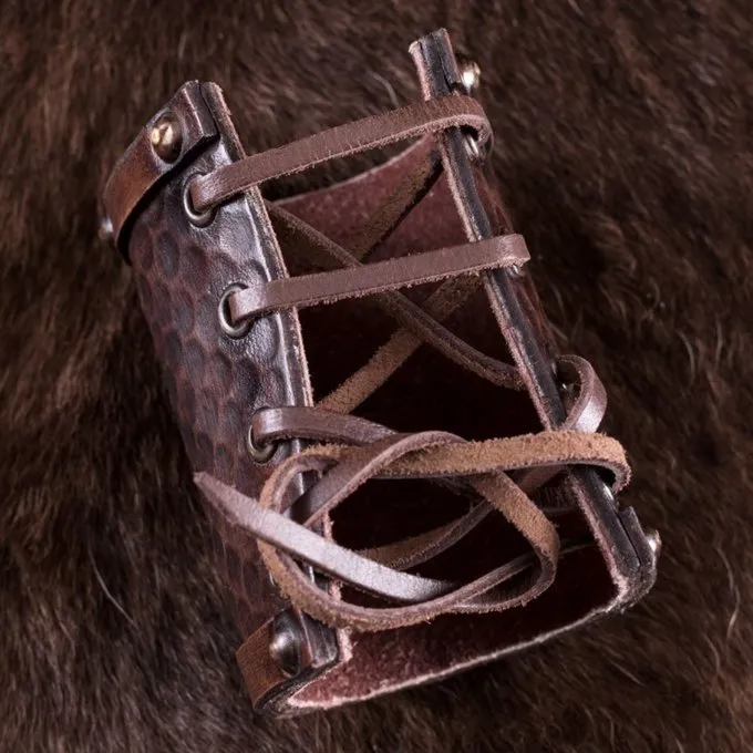 Deepeeka Celtic Leather Bracelet Triquetra 4 Deepeeka Celtic Leather Bracelet Triquetra - Image 3