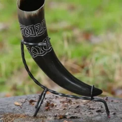 Epic Armoury Drinking Horn Tara With Celtic Knots, Dark 8 Epic Armoury Drinking Horn Tara With Celtic Knots, Dark -Renaissance and Tudor clothing Shop drinking horn tara with celtic knots dark 2