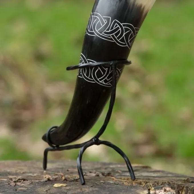 Epic Armoury Drinking Horn Tara With Celtic Knots, Light 7 Epic Armoury Drinking Horn Tara With Celtic Knots, Light - Image 5