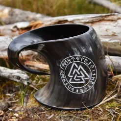 Deepeeka Horn Cup, Valknut
