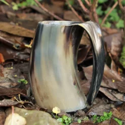 Epic Armoury Horn Cup With Ear 0,5L, Light -Renaissance and Tudor clothing Shop horn cup with ear 05l light 4