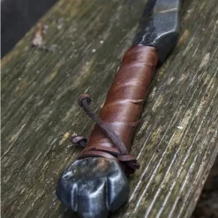 Epic Armoury Orc Short Sword, Foam Weapon 11 Epic Armoury Orc Short Sword, Foam Weapon -Renaissance and Tudor clothing Shop orc short sword foam weapon 4